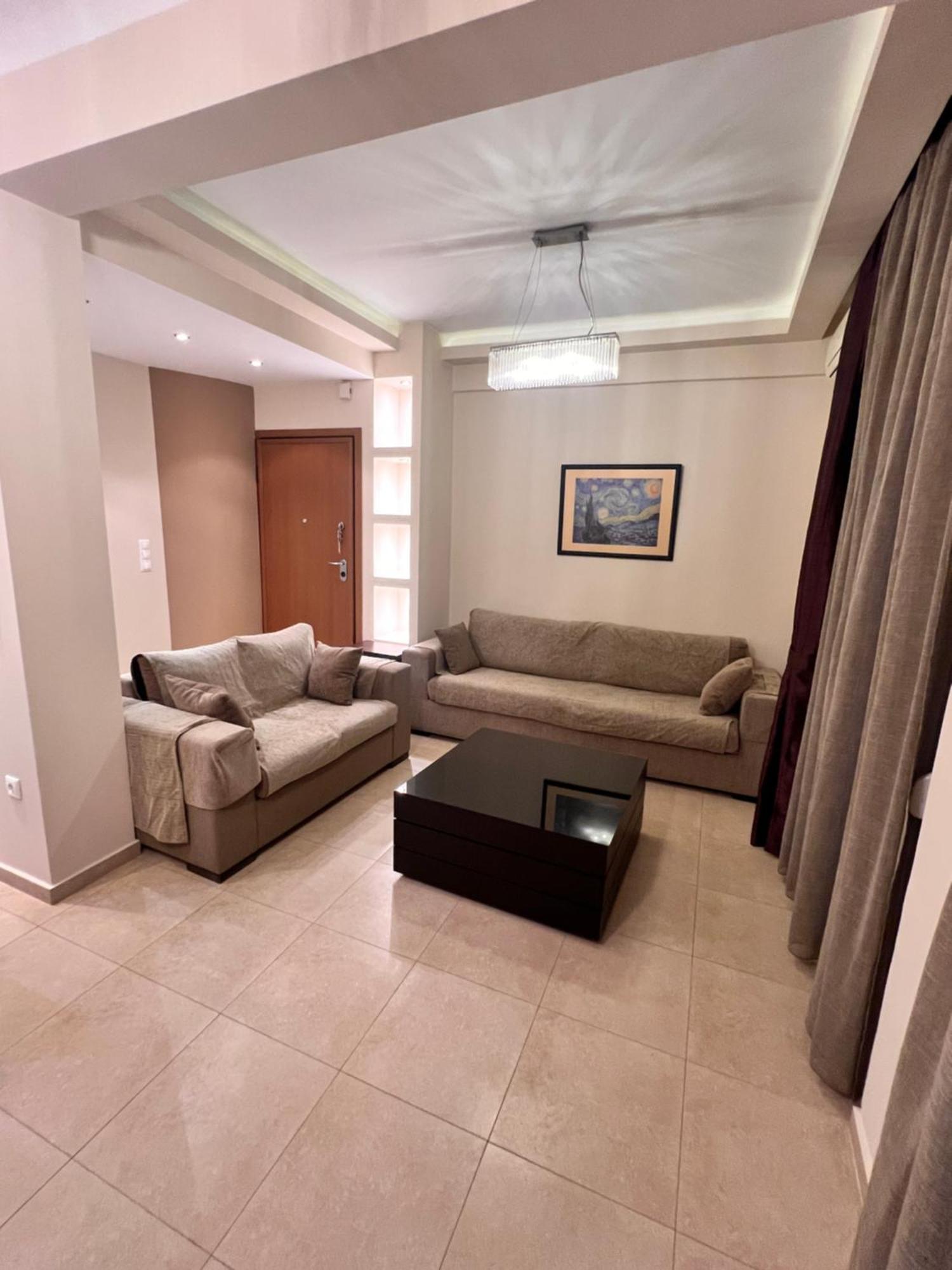 Agias Sofias Appartement *