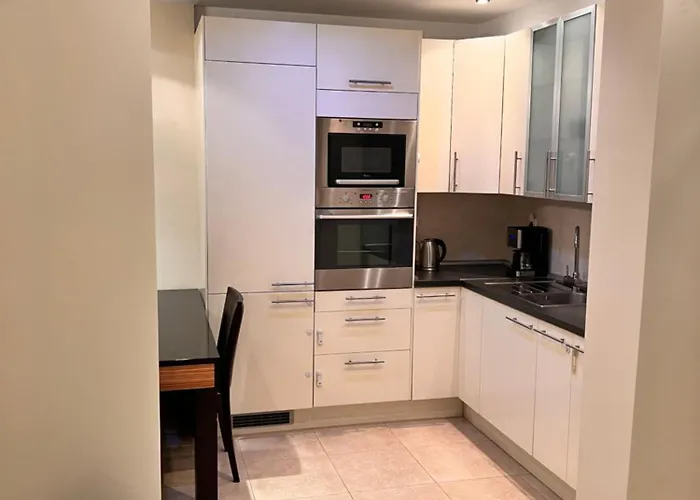 Agias Sofias Central Apartment